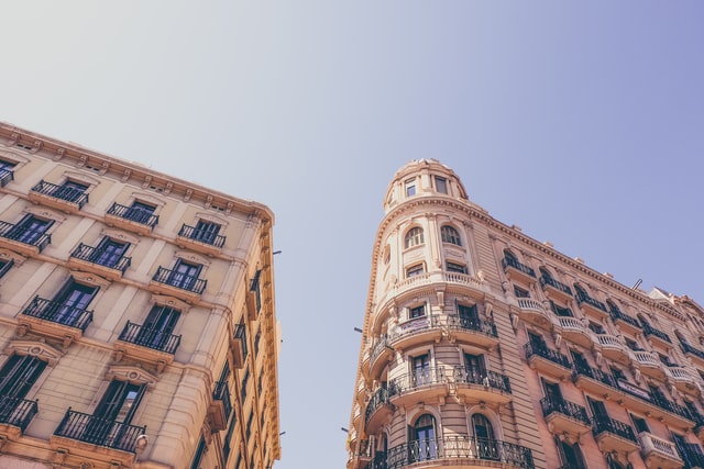les corts inmobiliaria